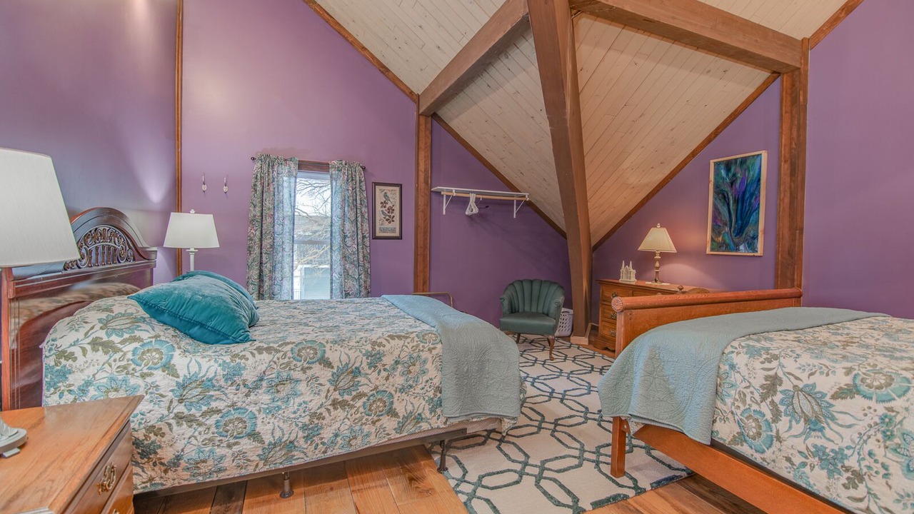 Photo of Bedroom in Clear Lake