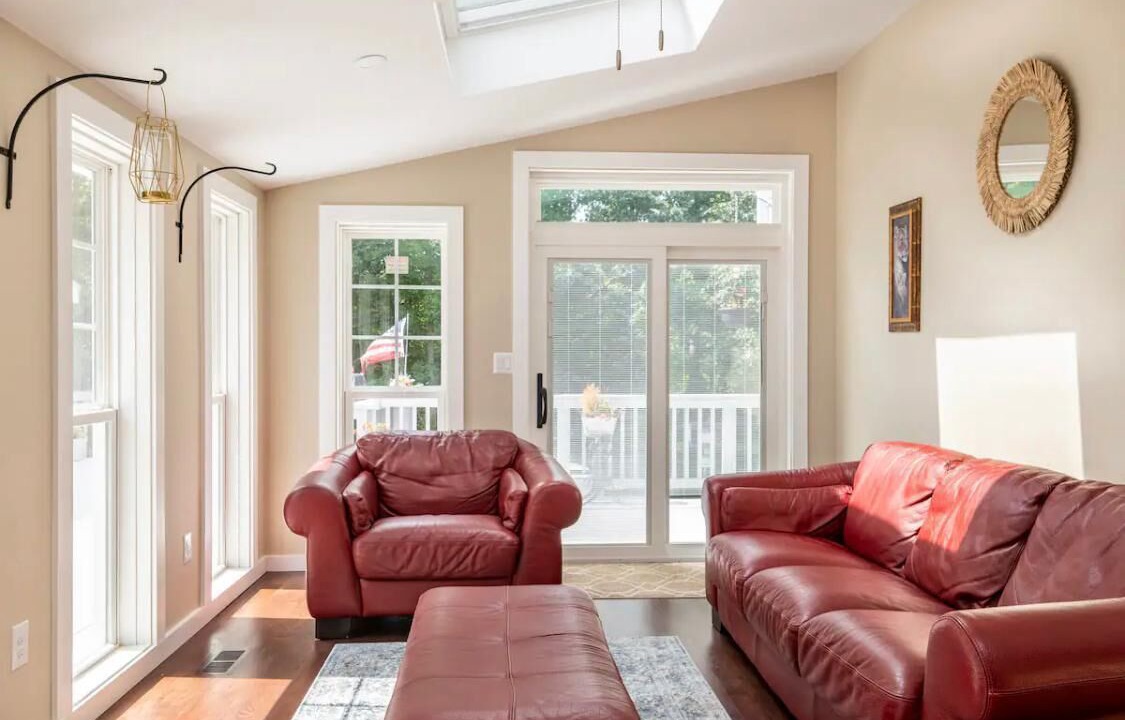 Photo of Livingroom in Leesburg