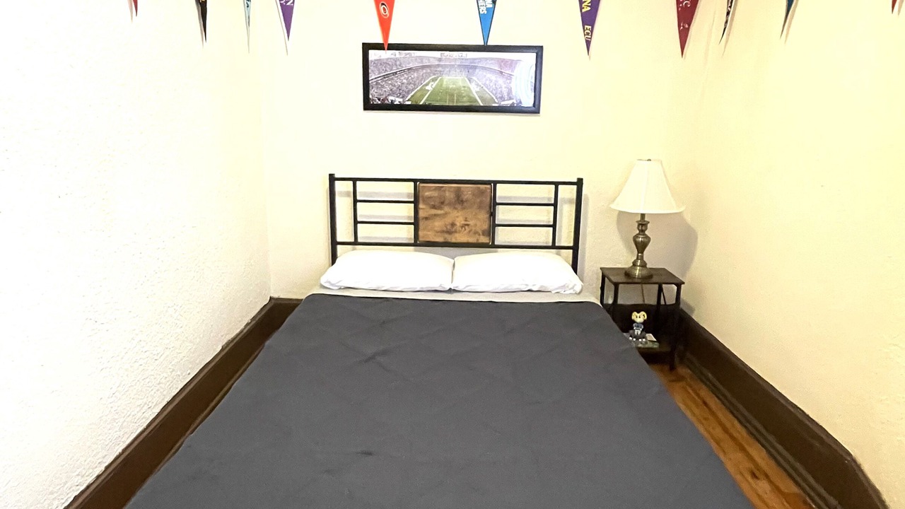 Photo of Bedroom in Kyle
