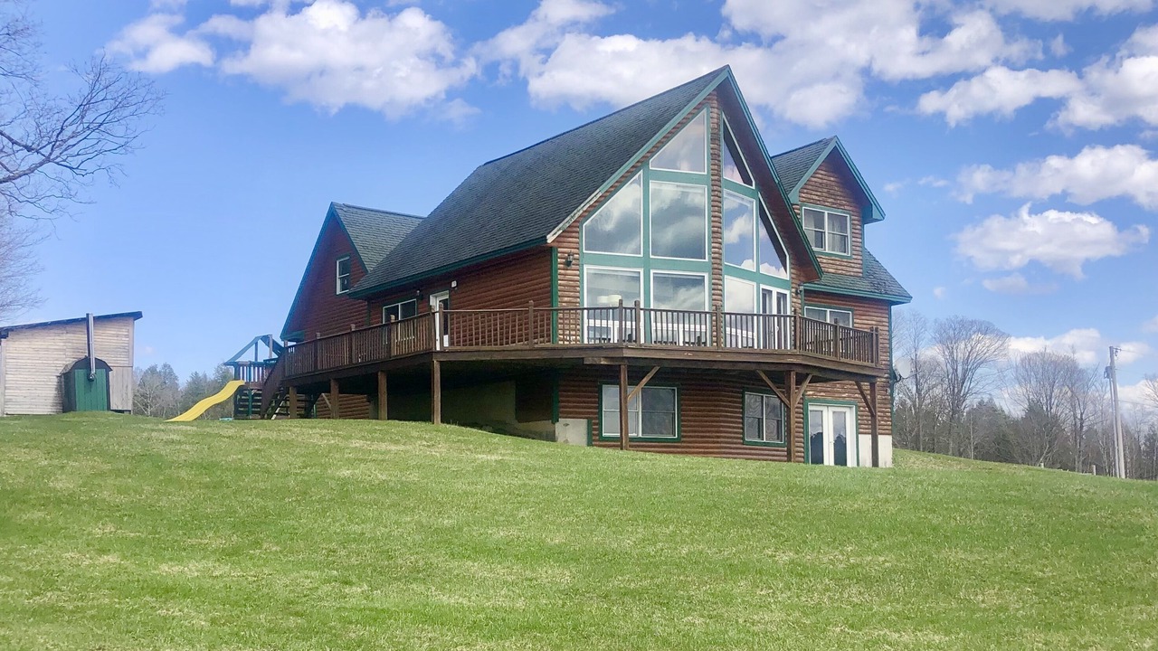 Photo of Outdoor in Newport Center