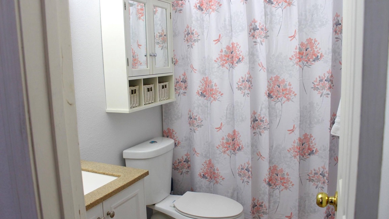 Photo of Bathroom in Albuquerque