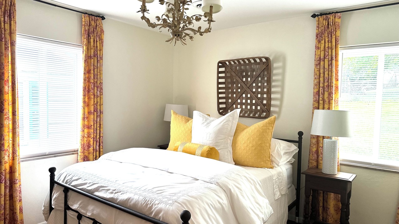 Photo of Bedroom in Lewisburg