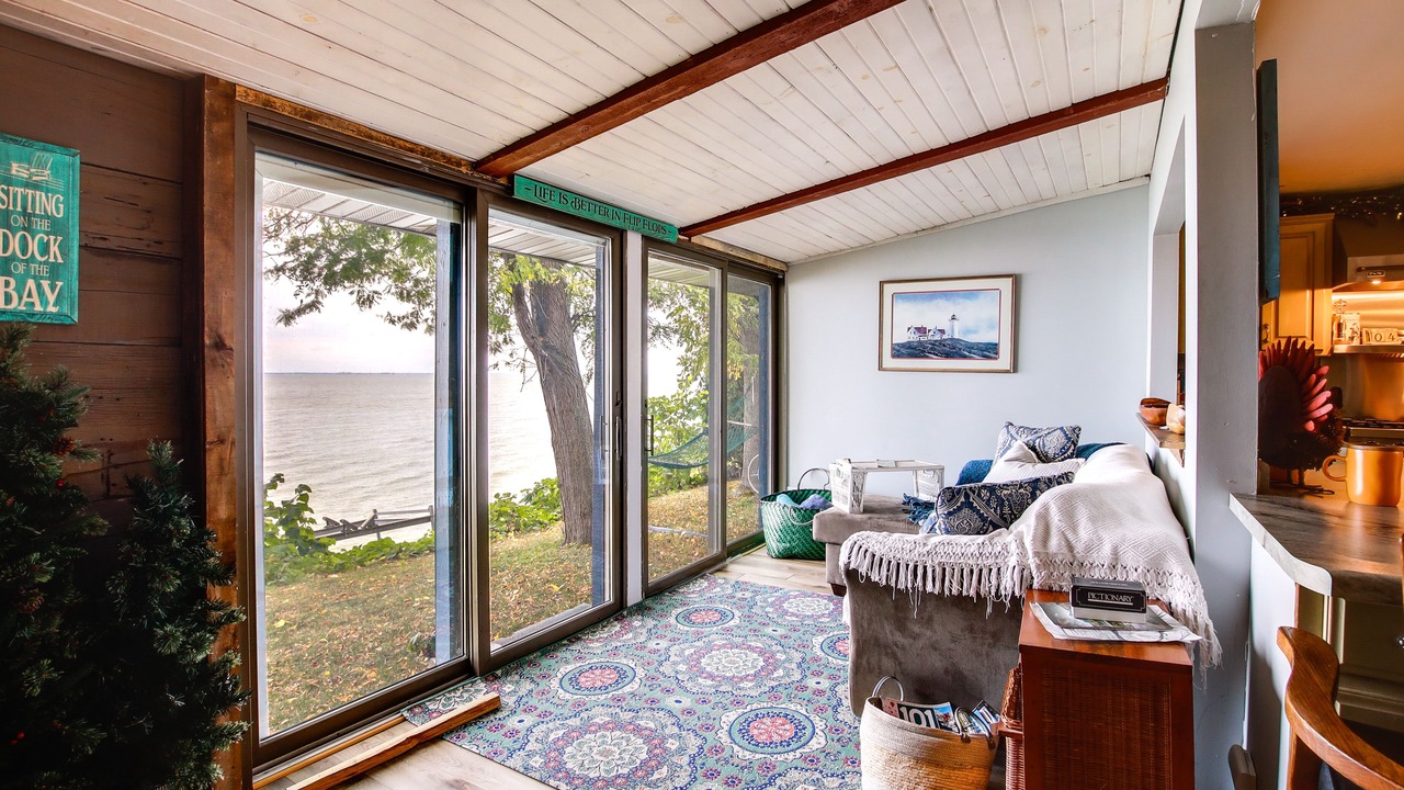 Photo of Livingroom in Green Bay