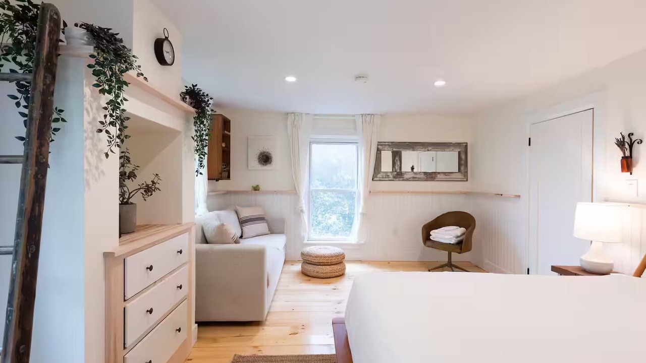 Photo of Bedroom in Grand Isle