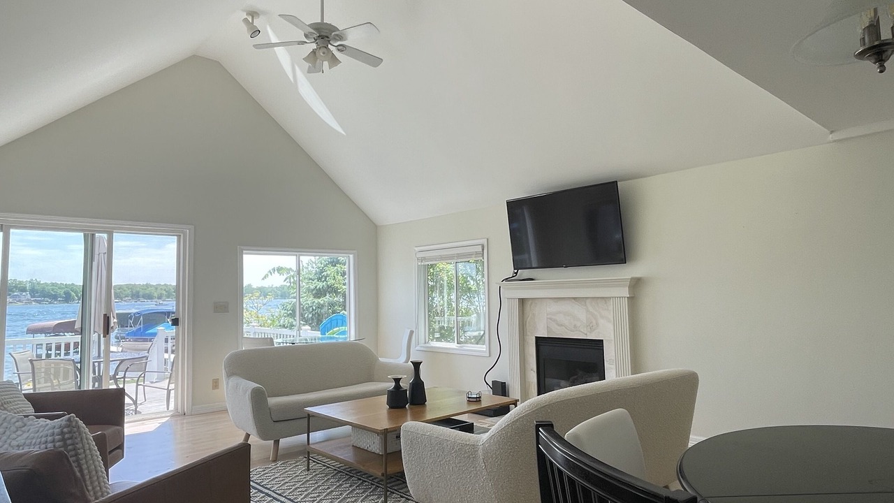 Photo of Livingroom in Sister Lakes