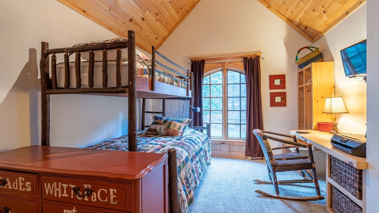 Photo of Bedroom in Jay