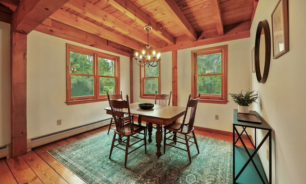Photo of Livingroom in West Stockbridge