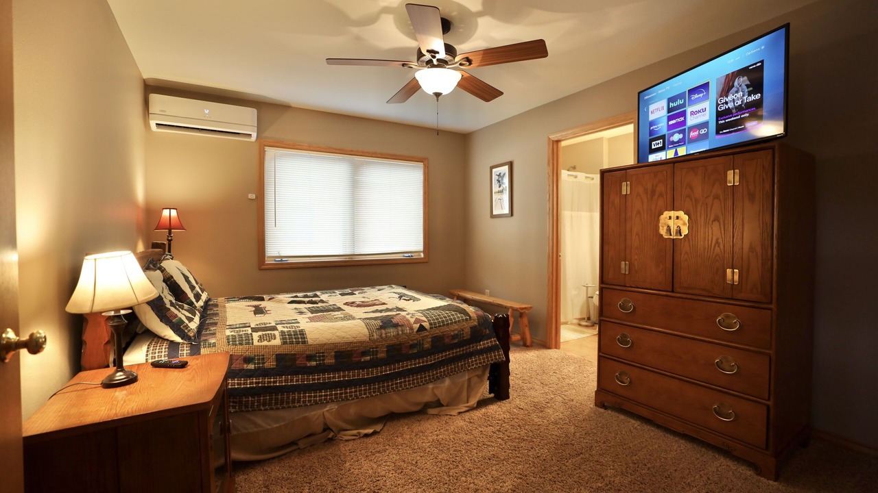 Photo of Bedroom in Lake Tomahawk