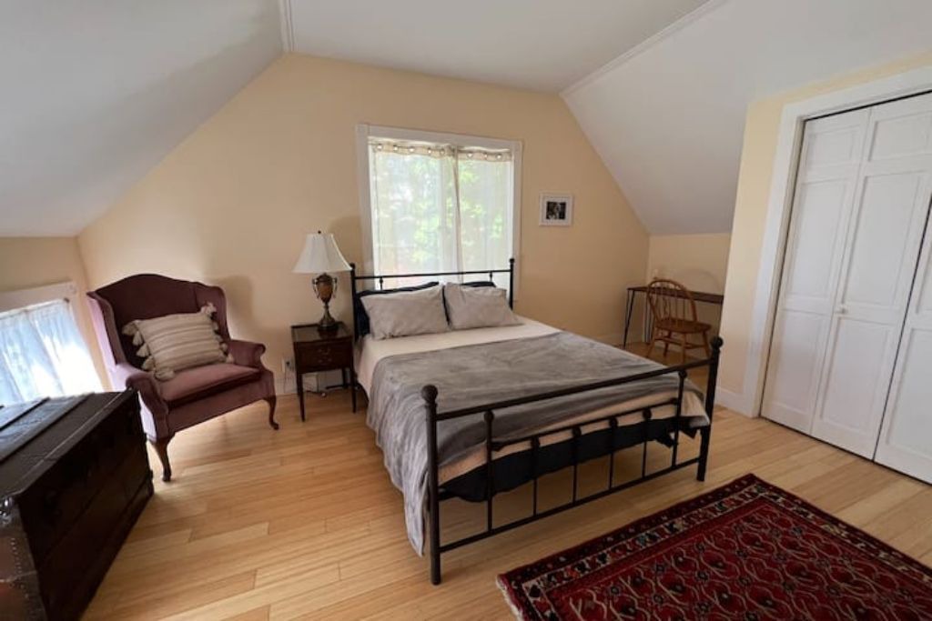 Photo of Bedroom in Burlington