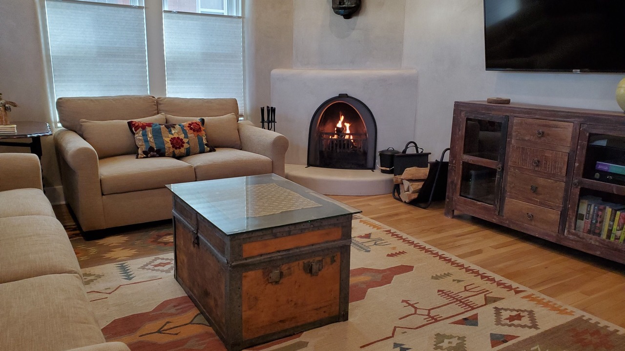Photo of Livingroom in South Capitol