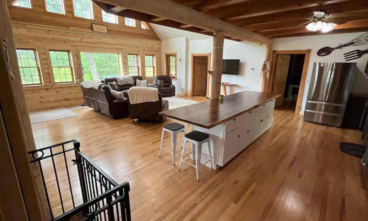 Photo of Bedroom in Walker