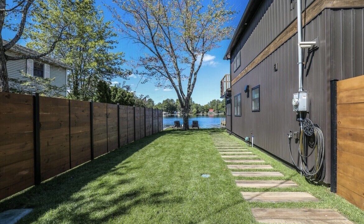 Photo of Outdoor in Lochmere