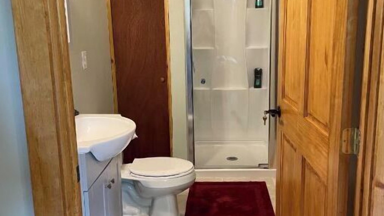 Photo of Bathroom in Borderland