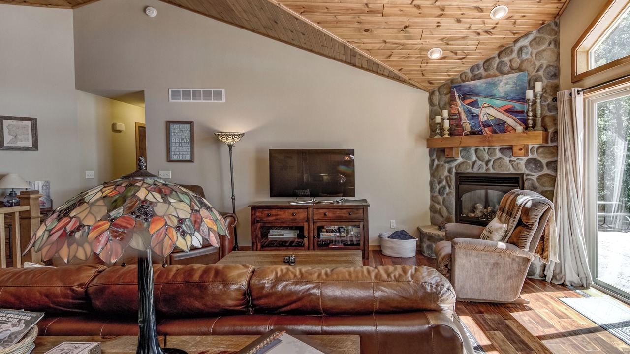 Photo of Livingroom in Holcombe
