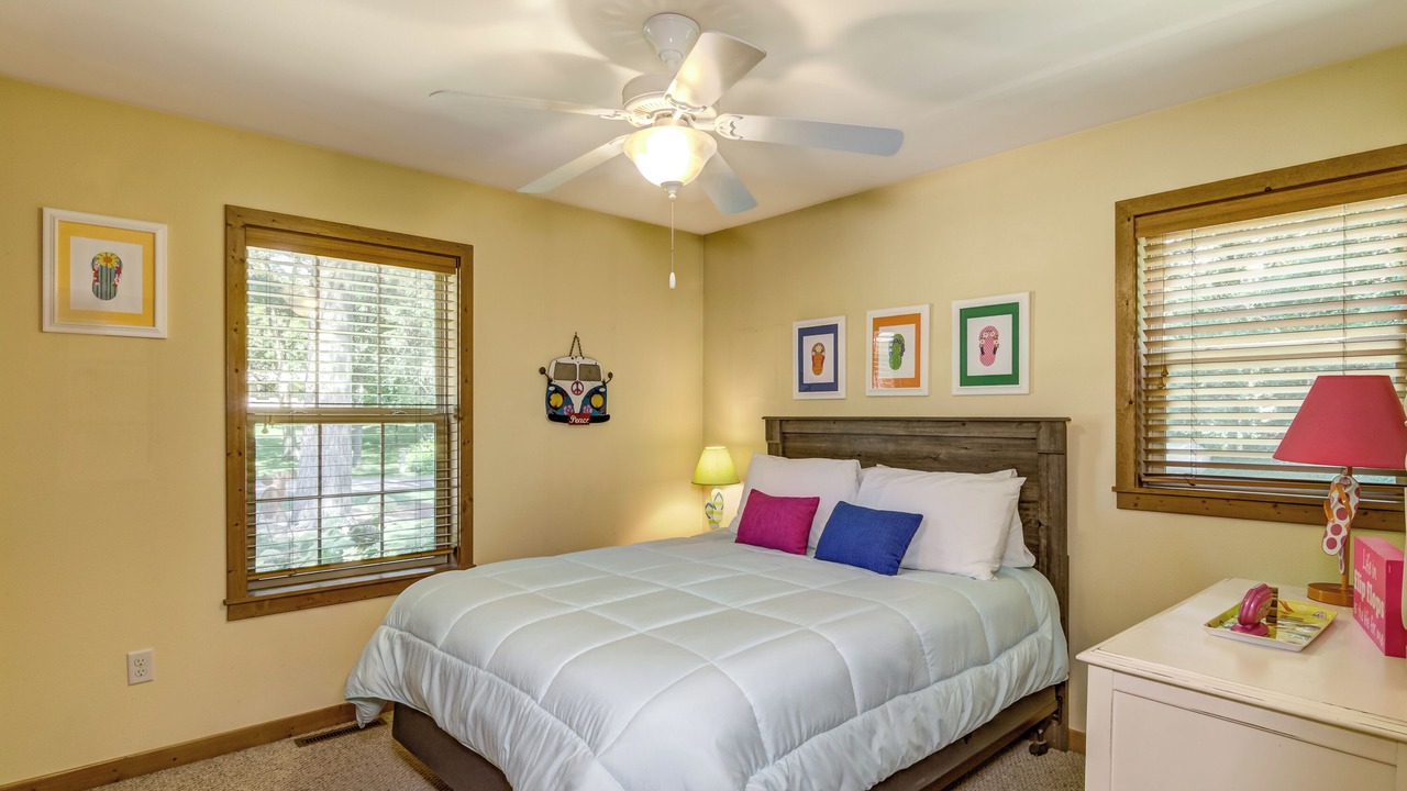 Photo of Bedroom in Holcombe