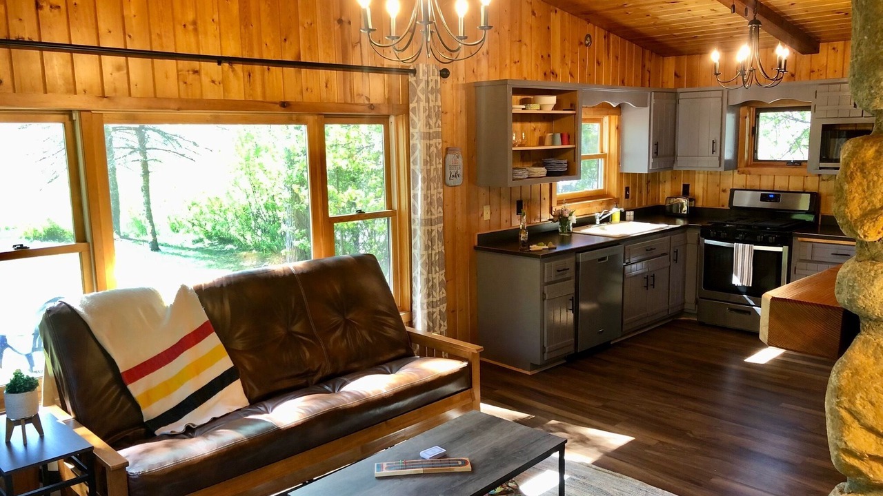 Photo of Livingroom in Crosslake
