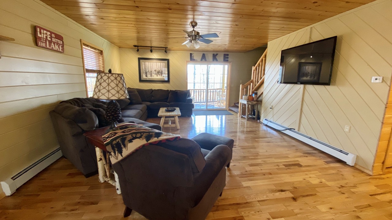 Photo of Livingroom in Old Forge