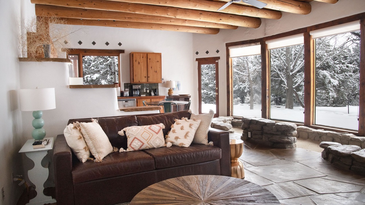 Photo of Livingroom in Valdez