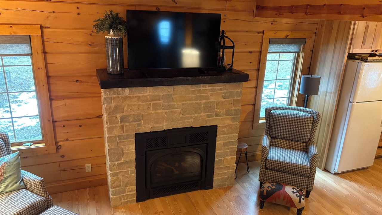 Photo of Livingroom in Baileys Harbor