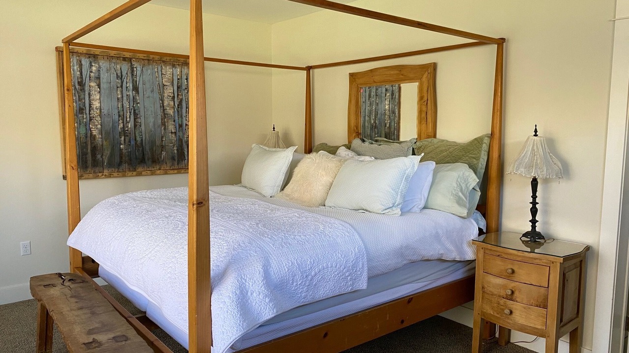 Photo of Bedroom in Pullman
