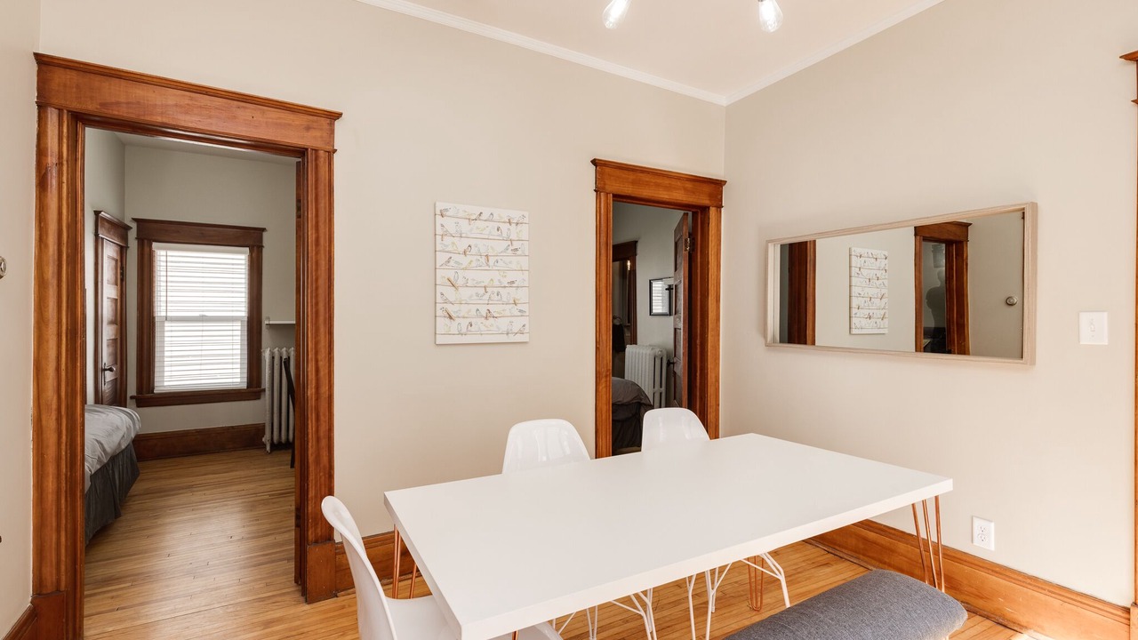 Photo of Bedroom in Midway