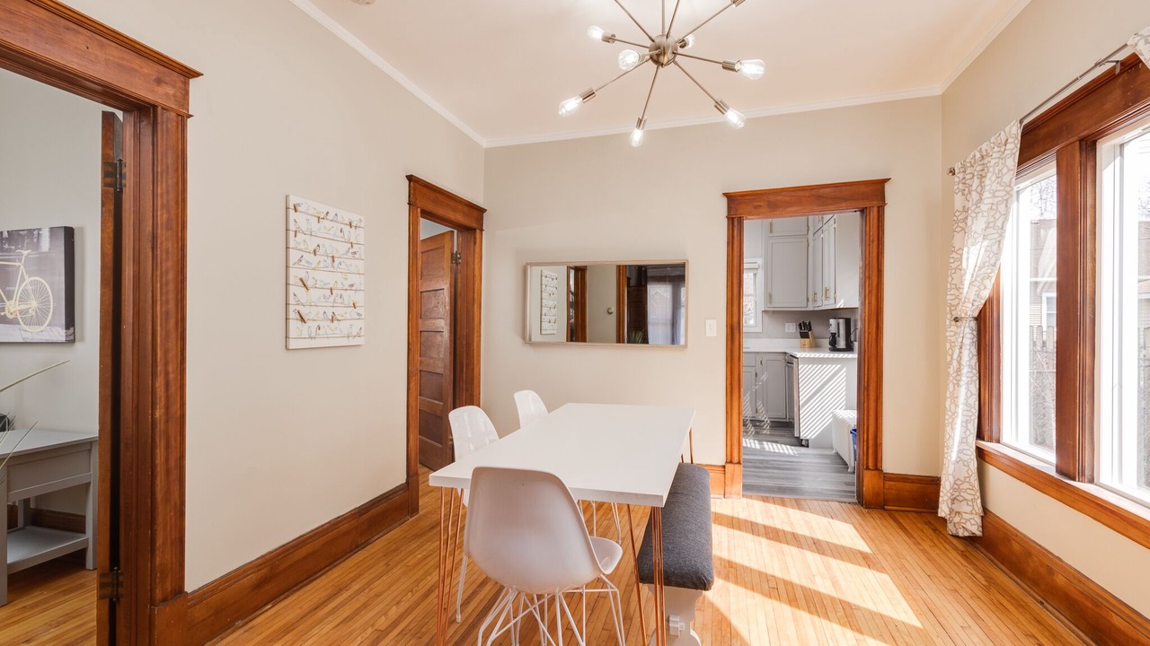 Photo of Bedroom in Midway