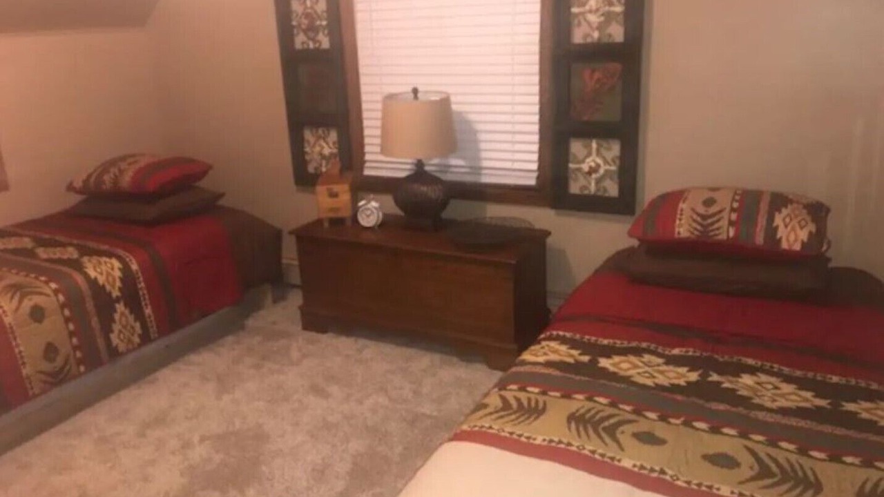 Photo of Bedroom in White Pine