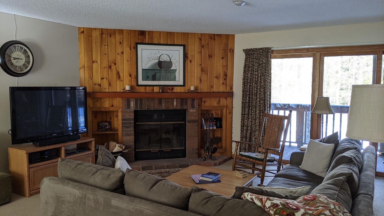 Photo of Livingroom in North Woodstock