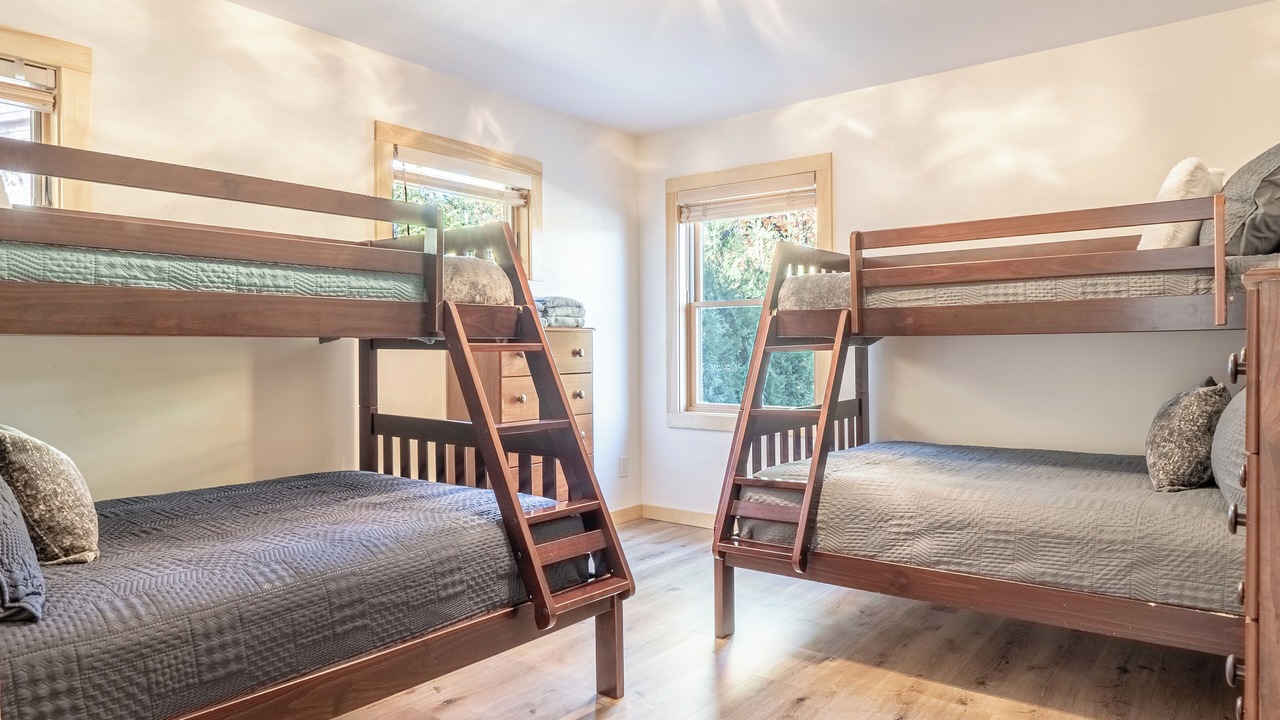 Photo of Bedroom in Bolton Landing