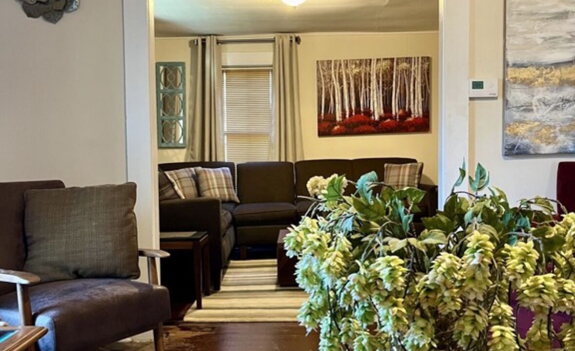 Photo of Livingroom in Southington
