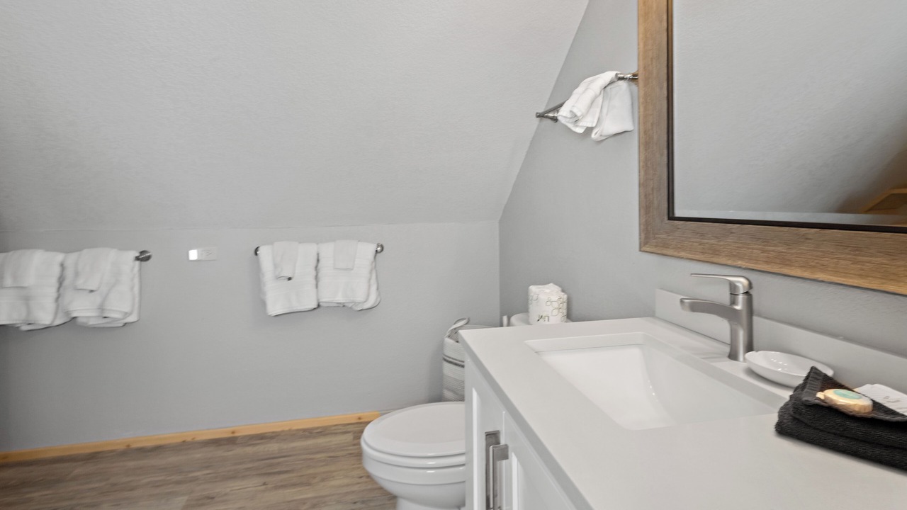 Photo of Bathroom in Red River