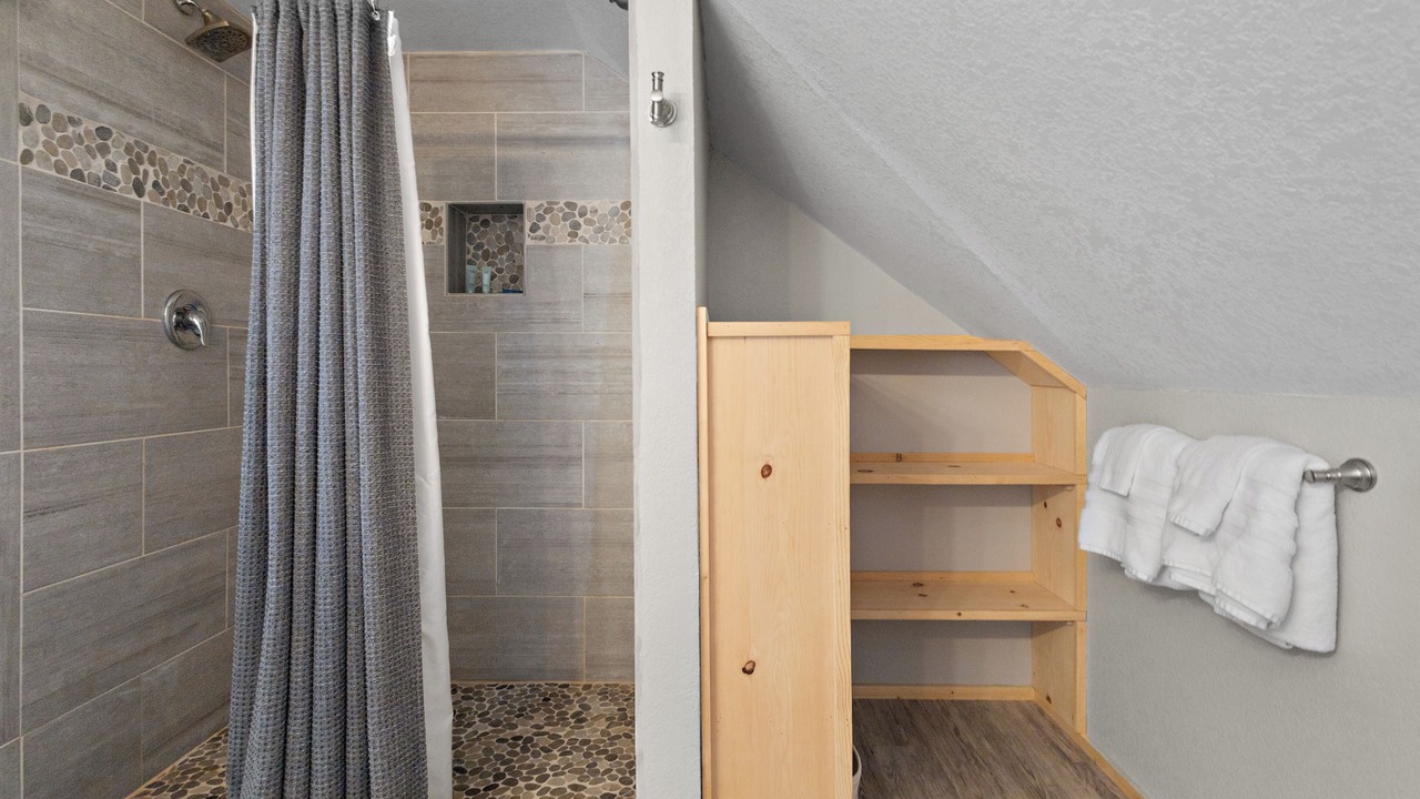 Photo of Bathroom in Red River
