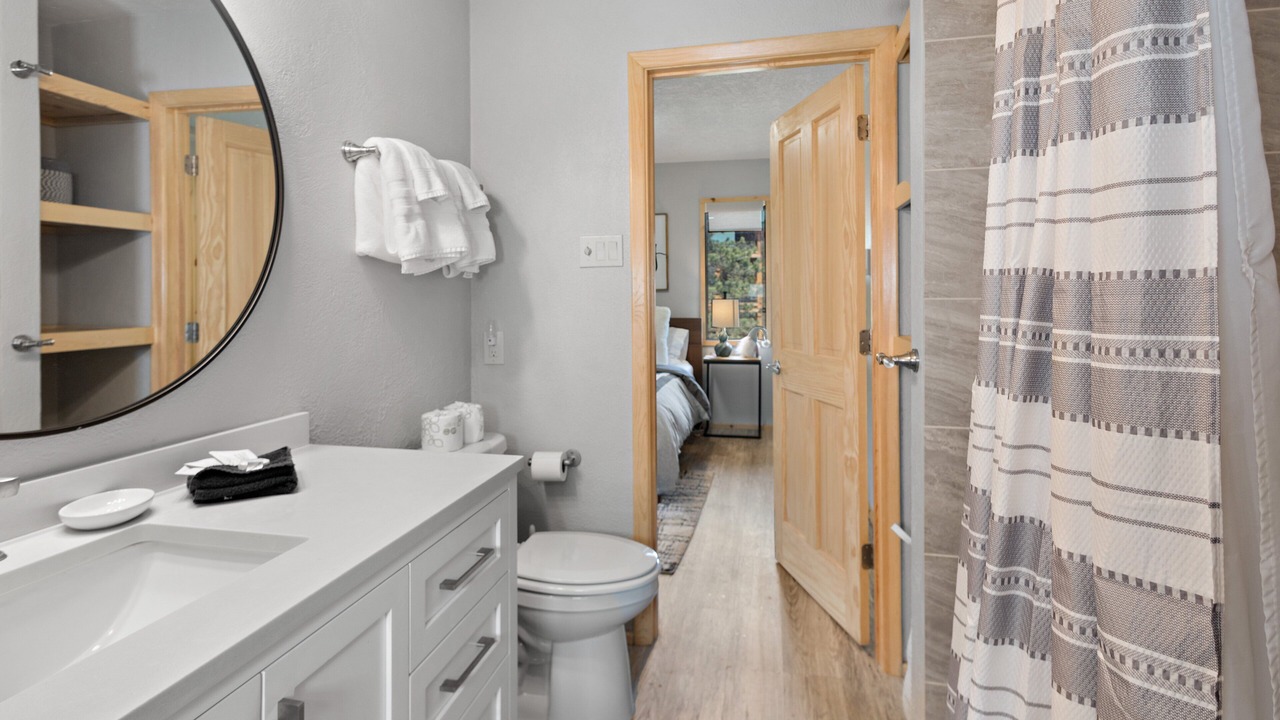Photo of Bathroom in Red River