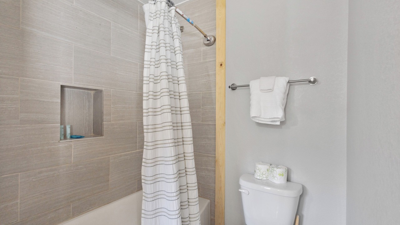 Photo of Bathroom in Red River