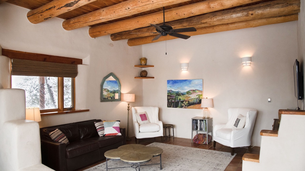 Photo of Livingroom in Valdez