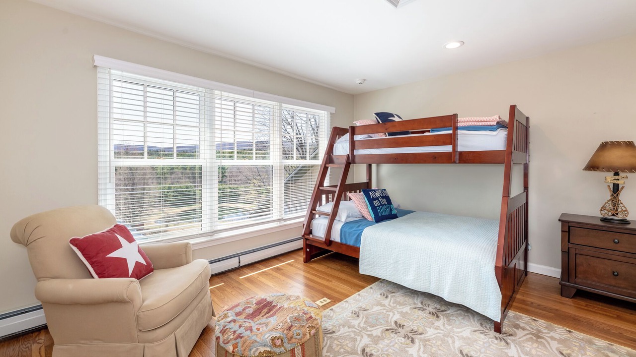 Photo of Bedroom in East Dover