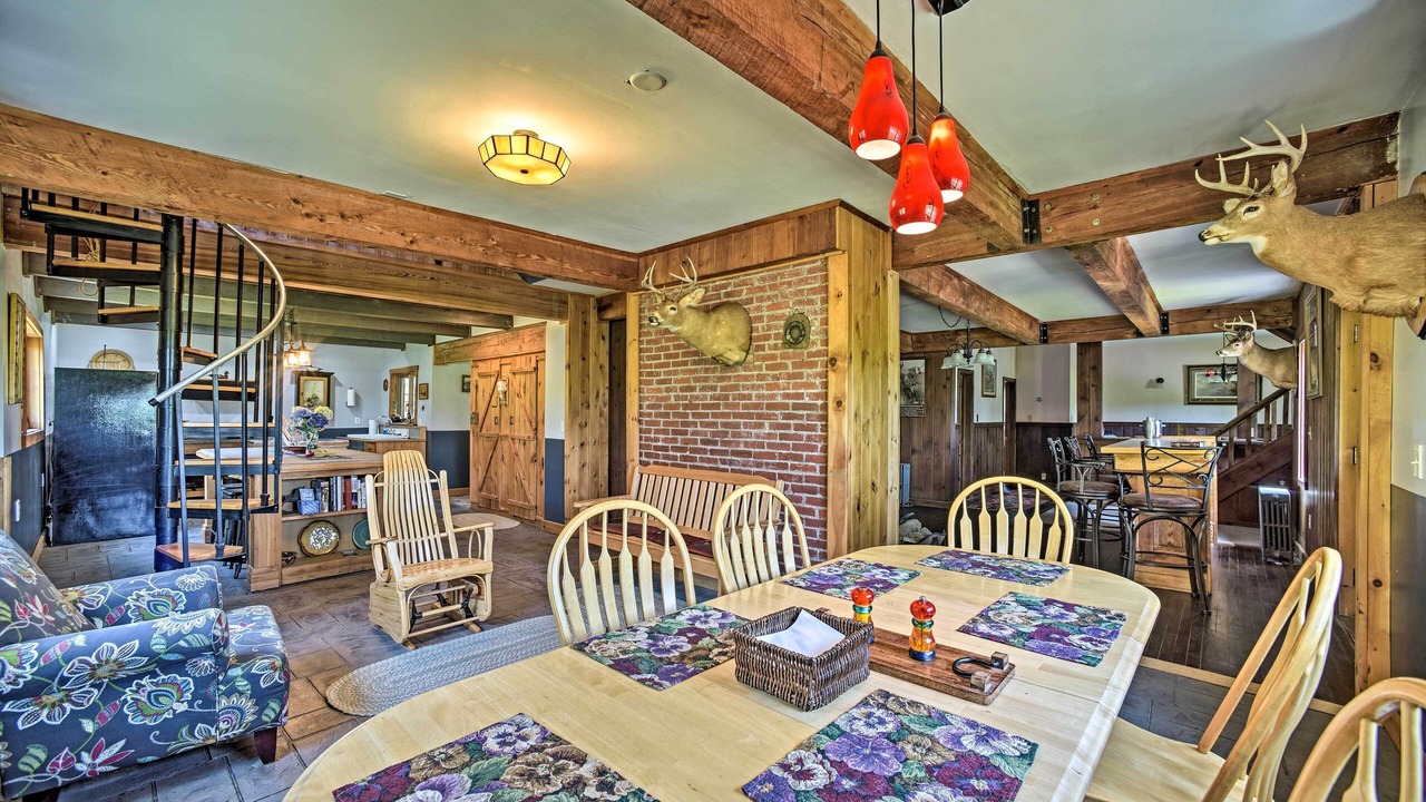 Photo of Livingroom in Richfield Springs