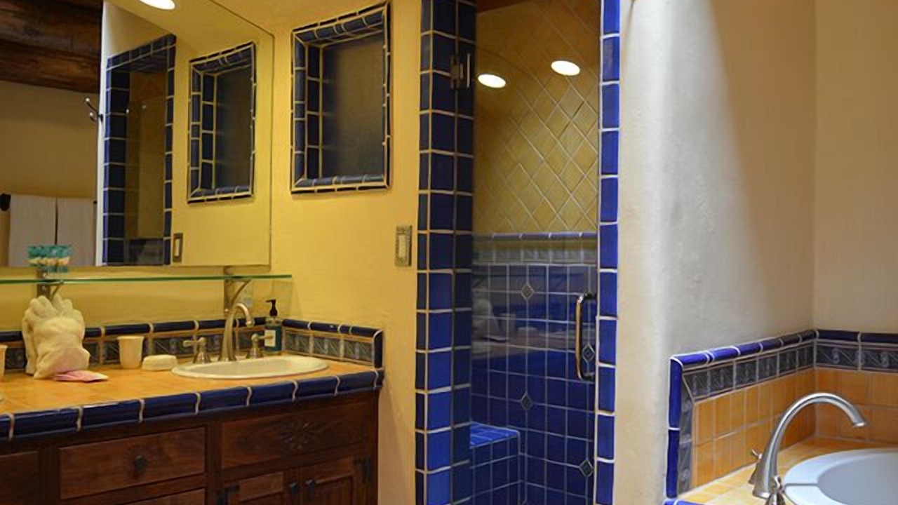 Photo of Bathroom in Arroyo Seco