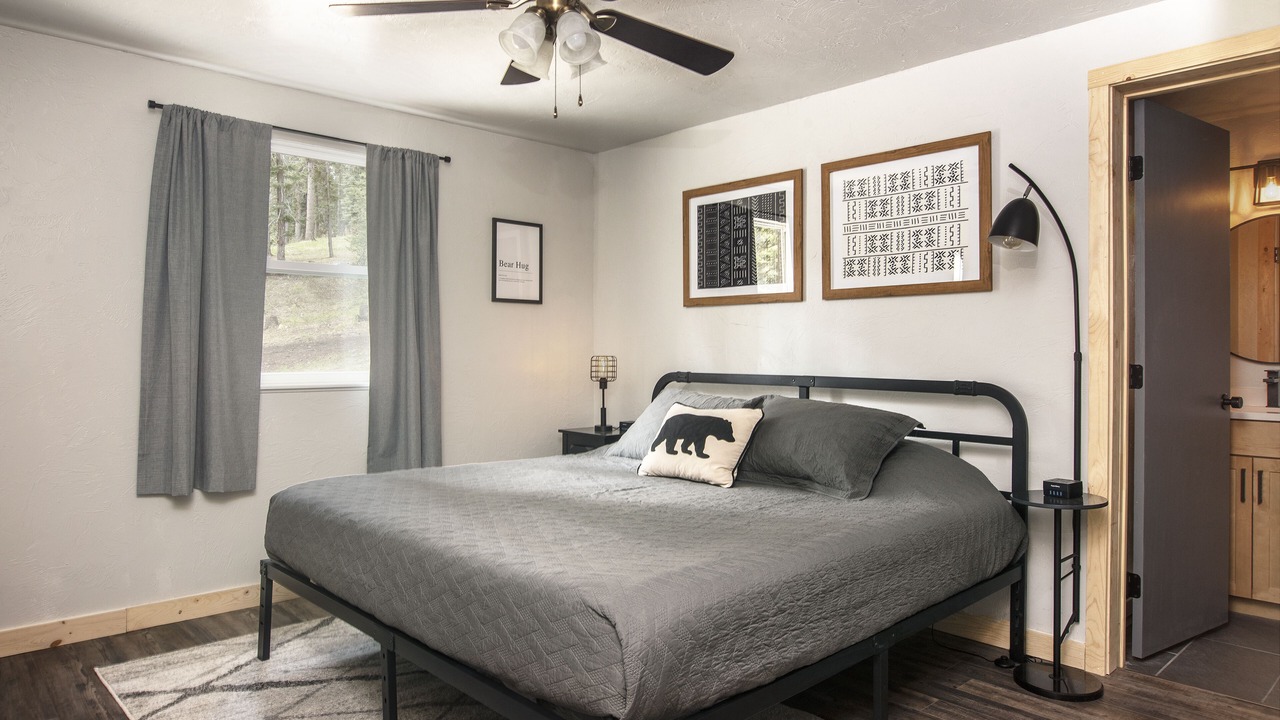 Photo of Bedroom in Taos Ski Valley