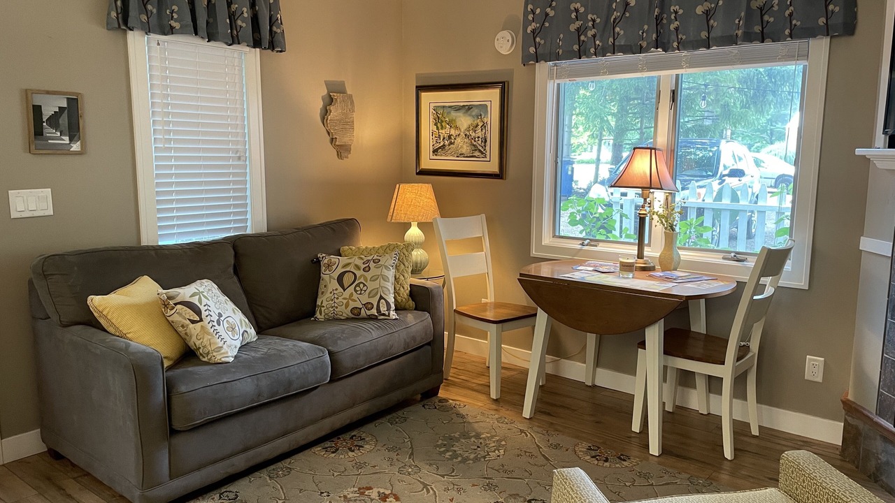 Photo of Livingroom in Saugatuck
