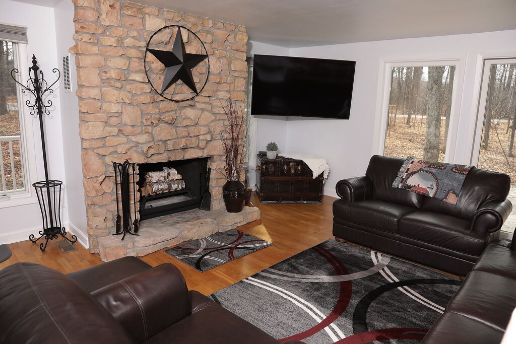 Photo of Livingroom in Egg Harbor