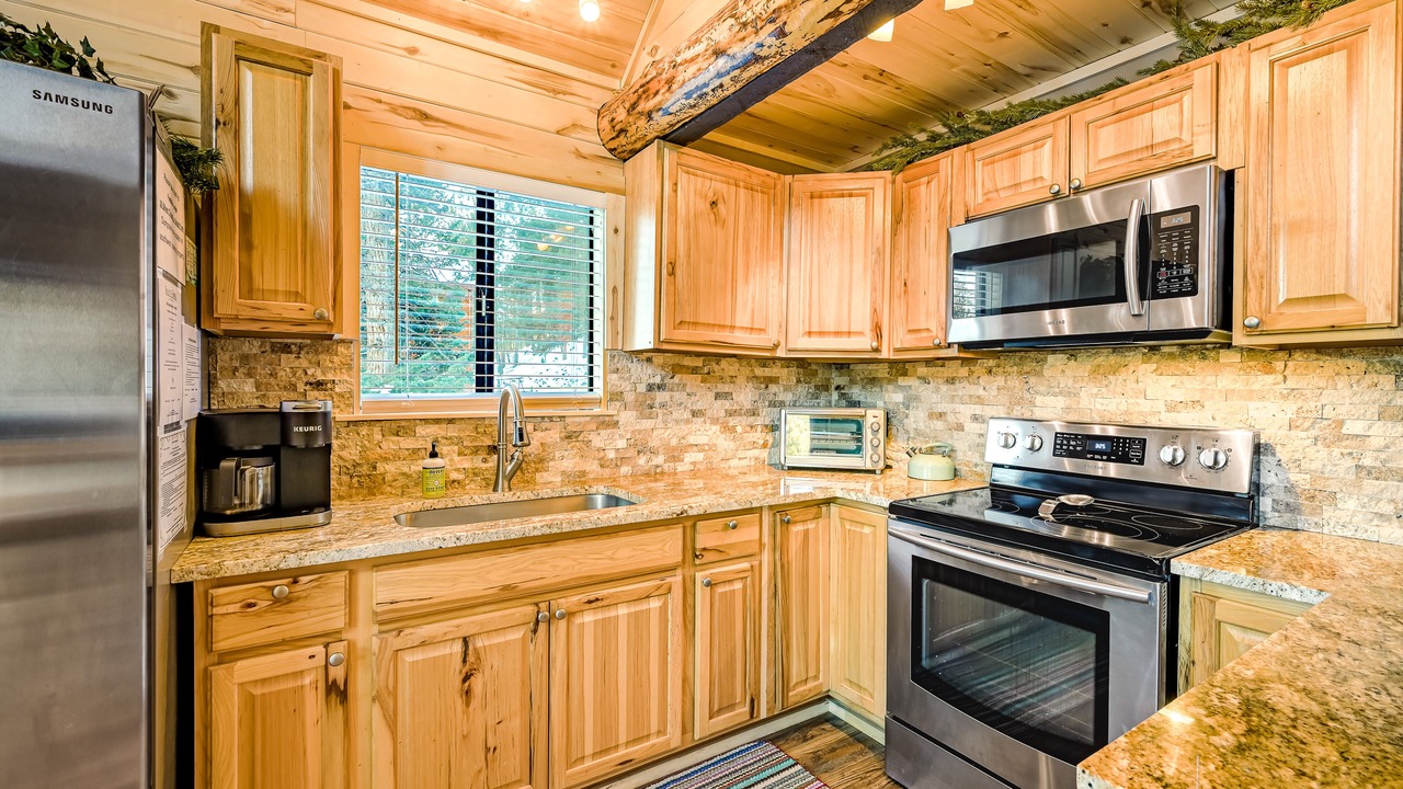 Photo of Kitchen in Ponderosa Pines