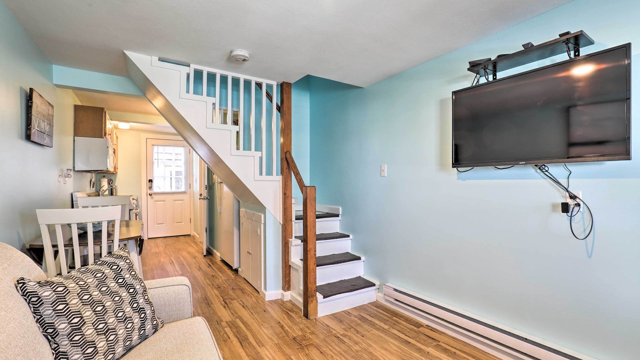 Photo of Livingroom in Salisbury Beach