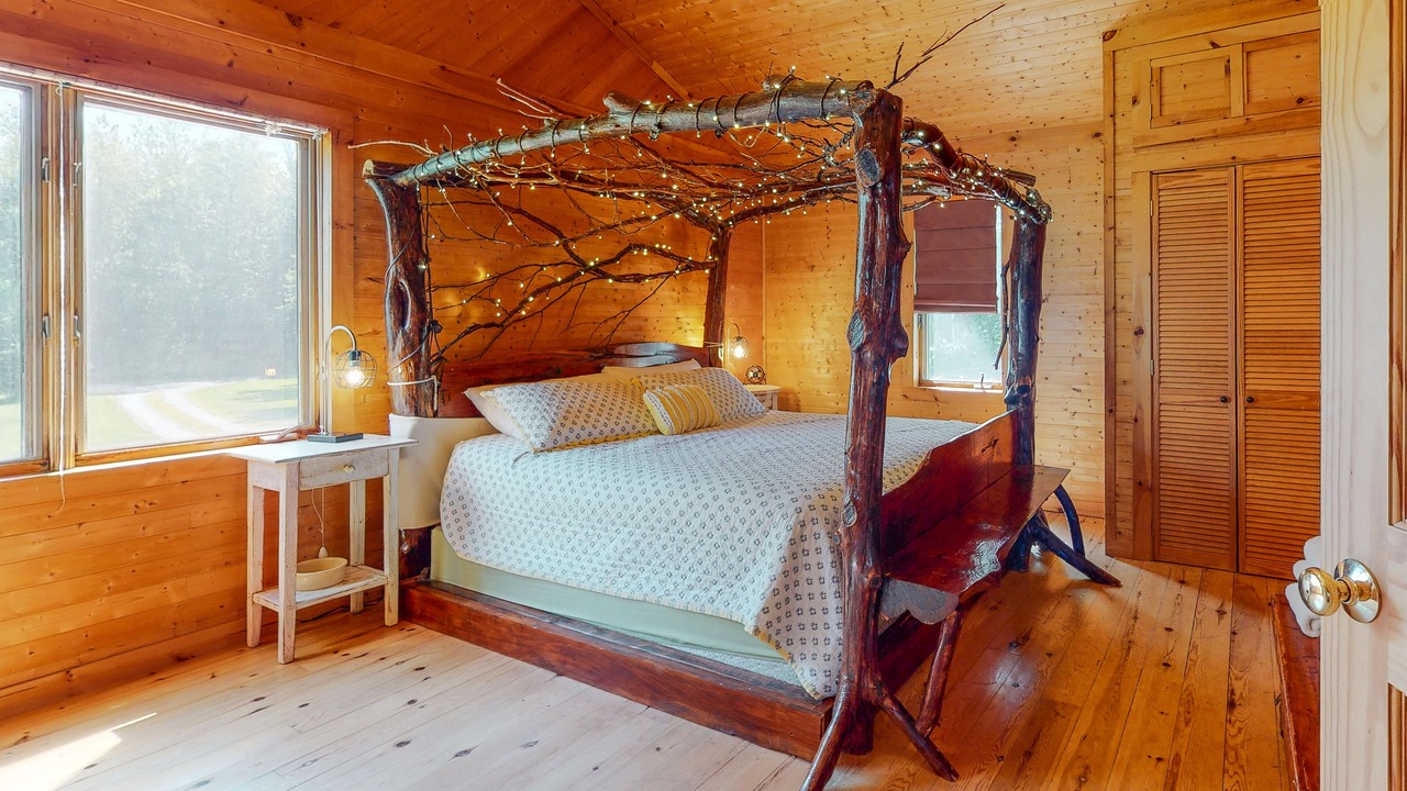 Photo of Bedroom in North Hero