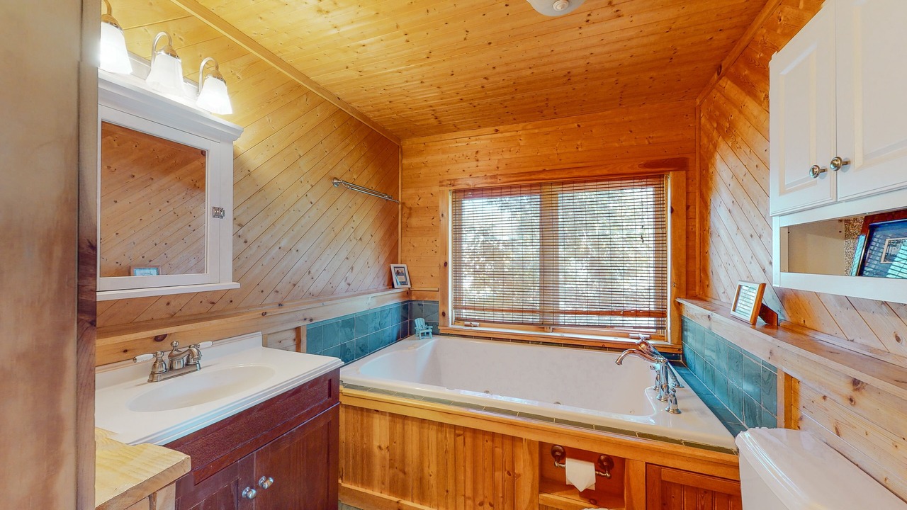 Photo of Bathroom in North Hero