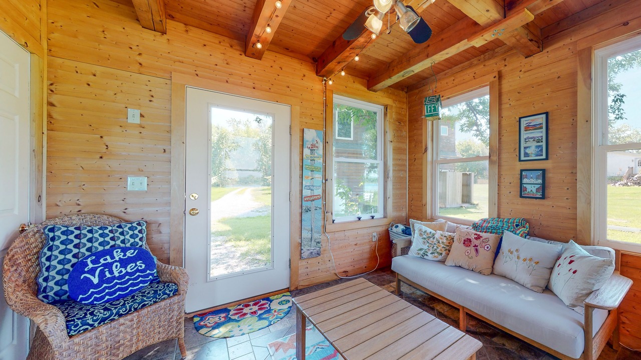 Photo of Livingroom in North Hero