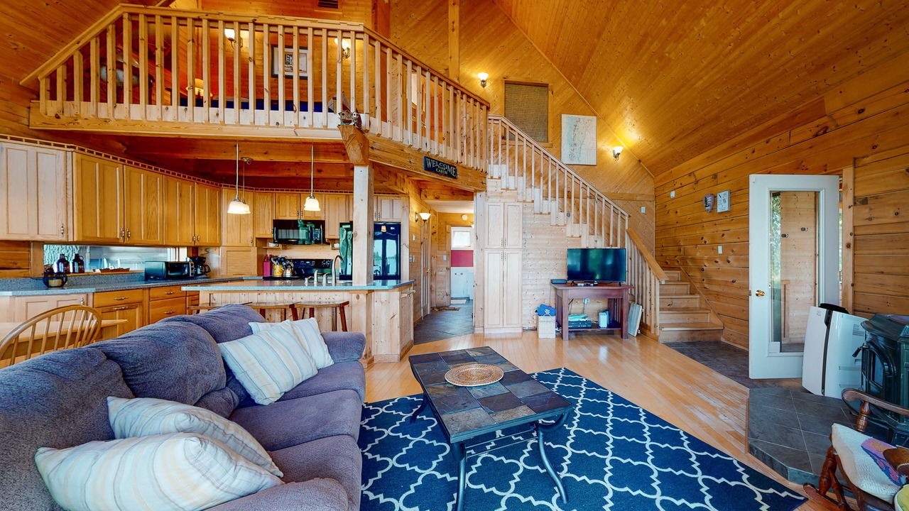 Photo of Livingroom in North Hero