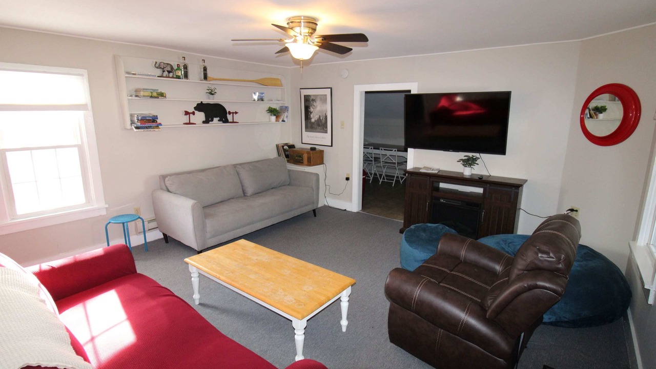 Photo of Livingroom in North Creek