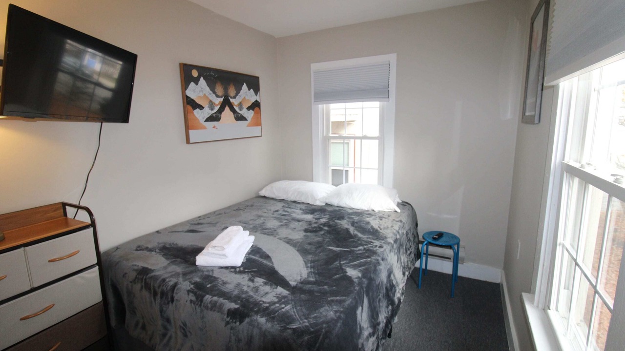 Photo of Bedroom in North Creek
