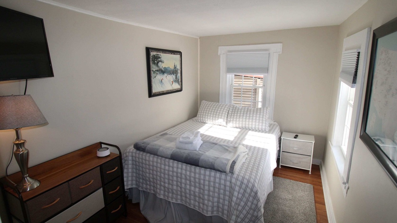 Photo of Bedroom in North Creek